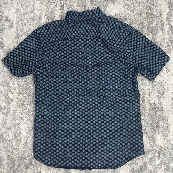 Goodfellow Short Sleeve Button Up - Picture 2 of 3